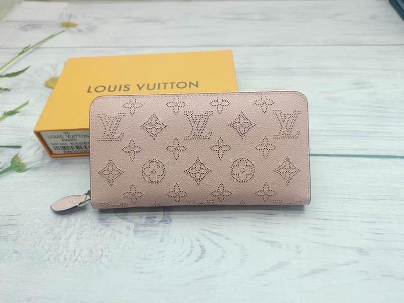 LV Wallets 76